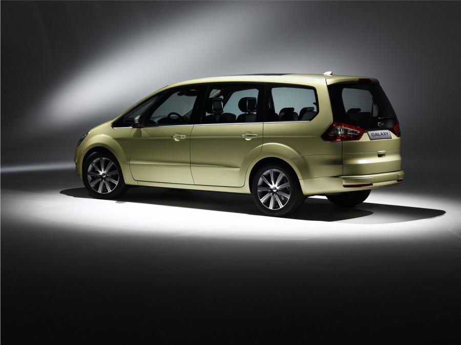  Ford Galaxy 2000 года  (фото 48 из 87)